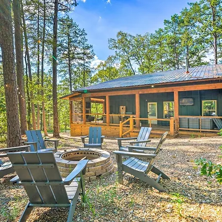Chic Broken Bow Cabin With Hot Tub And Gas Grill! Exterior photo